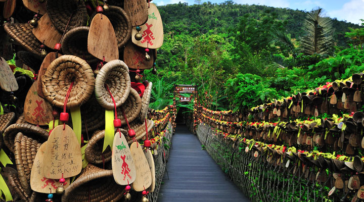 景區(qū)旅游規(guī)劃設(shè)計公司：海南呀諾達(dá)雨林文化旅游區(qū)設(shè)施旅游規(guī)劃融入本土文化